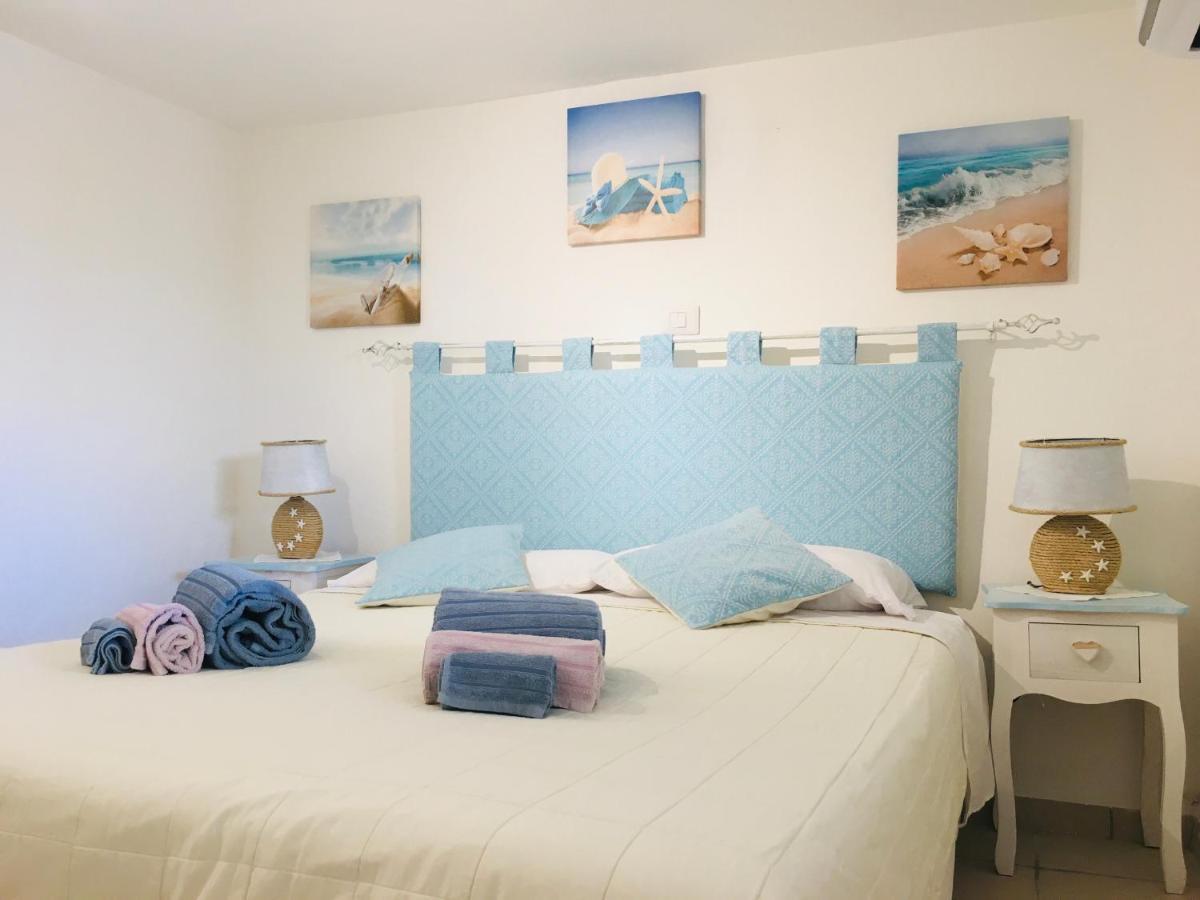 Beach House Ilaria- Smeraldo Apt Apartman Olbia Kültér fotó